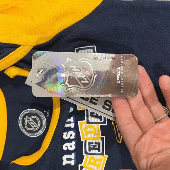 NHL Nashville Predators Hockey Infant Baby Lot of 3 Pack Bodysuit One-piece 18M - Picture 6 of 6